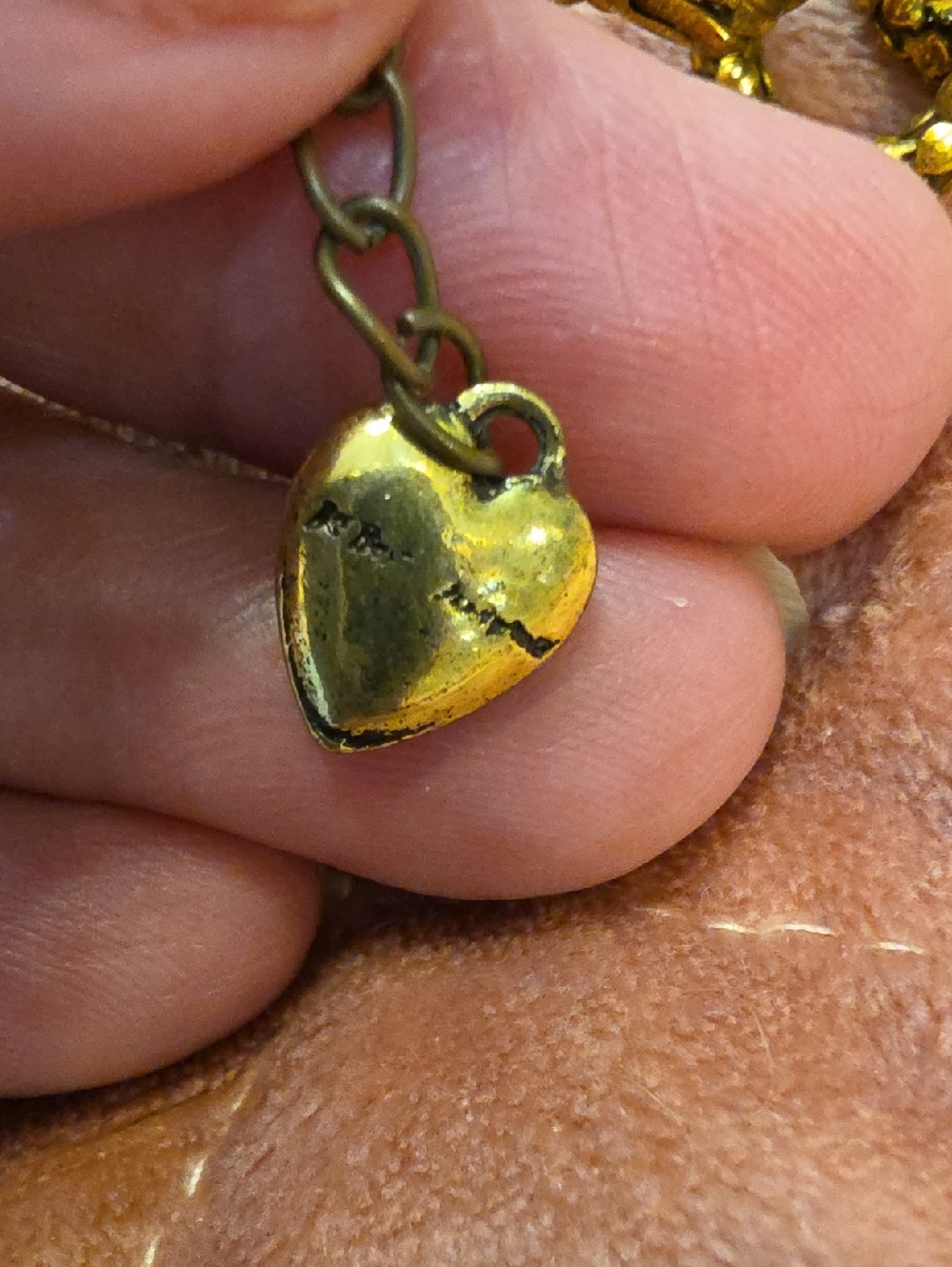 Bundle Of 2 Gold-Tone Necklaces Wear Together Or Separately - Picture 3 of 6